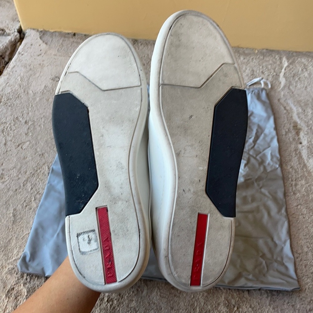 Men’s White Prada Sneaker size 10 - Picture 4 of 6